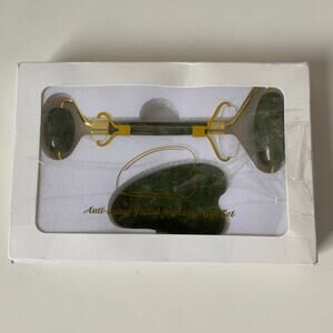 Jade Anti-Aging Facial Massage Gift Set